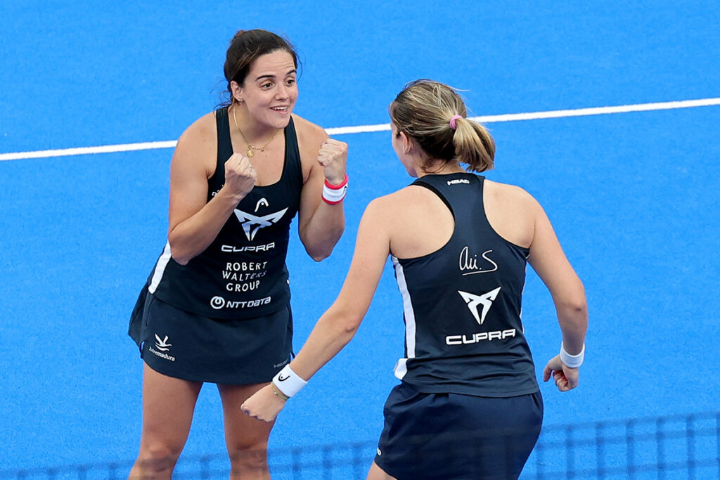 aula Josemaría & Ari Sánchez Break Women’s Padel Record in Rome